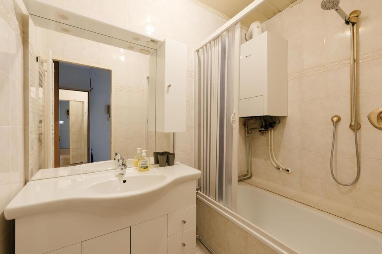 Apartment Zentral Direkt An U-Bahn Station Wien Ngoại thất bức ảnh